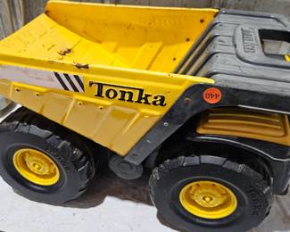 TONKA TRUCK TOY