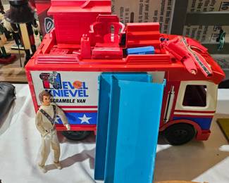 EVEL KNIEVEL VAN / ACTION FIGURE VINTAGE
