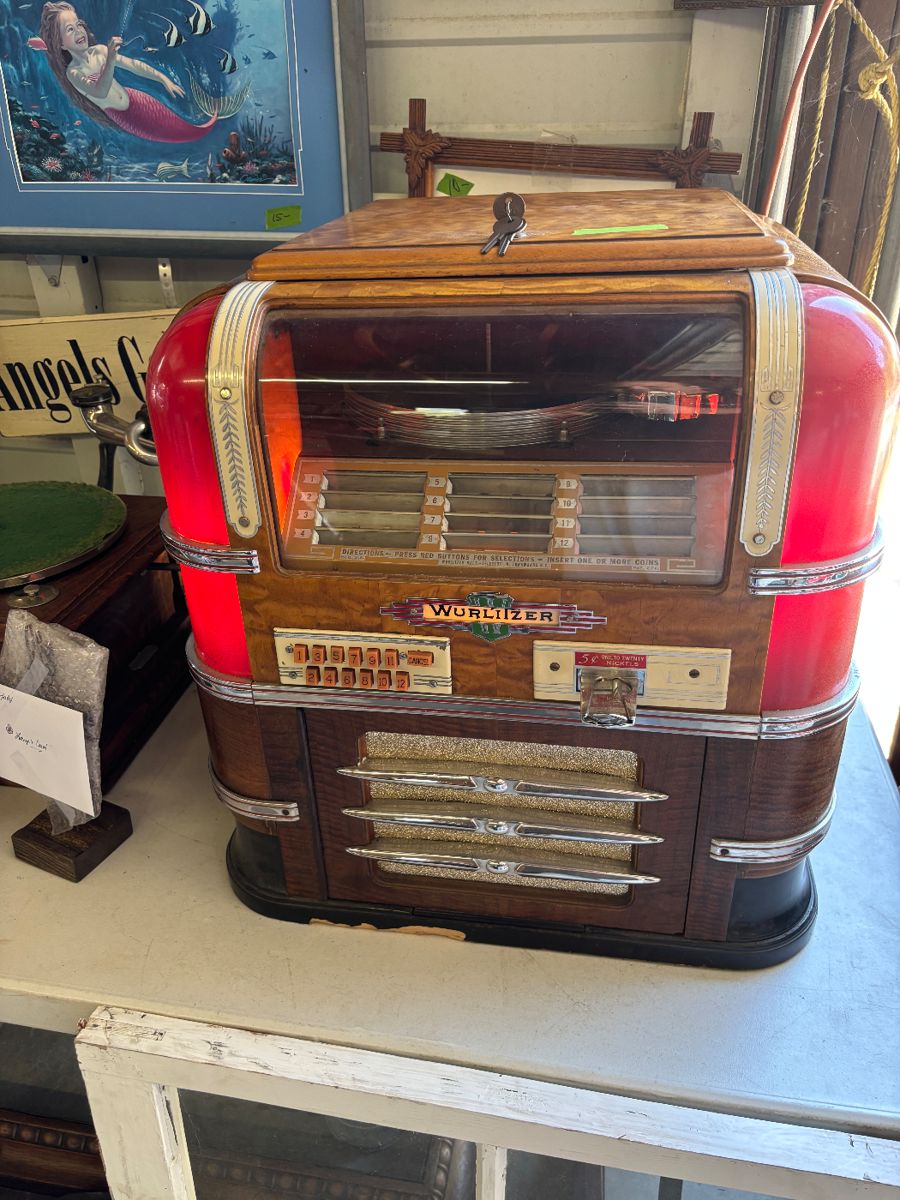 WURLITZER table top model 61 1938