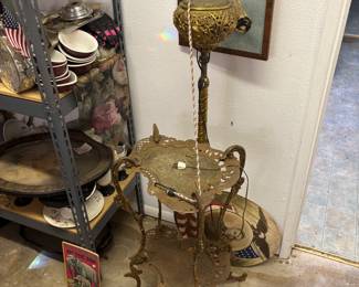 Bradley Hubbard lamp table reverse panted lamp shade comes with it