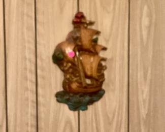 Wall piece