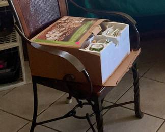 Arm chair
