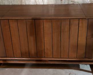 Vintage Zenith Stereo Console - Mid Century Modern  