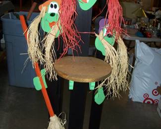 Light Up Halloween Witch Decor