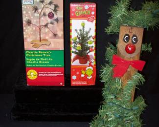 Charlie Brown and Grinch Christmas Tree