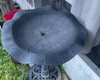 Metal bird bath