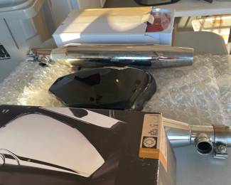Harley Davidson  exhaust pipes, new seat, tank cover 