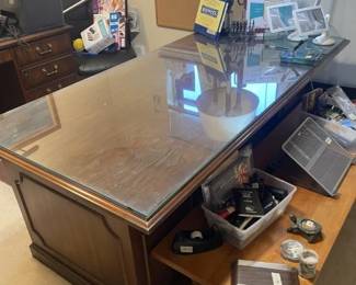 Office desk and coffee table