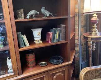 Book case 106 x 29 x 17"