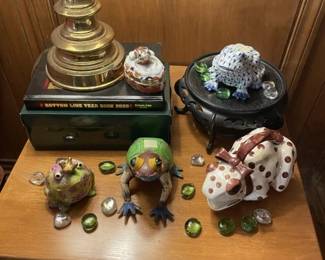 Decorative Frogs