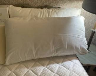 King Pillows