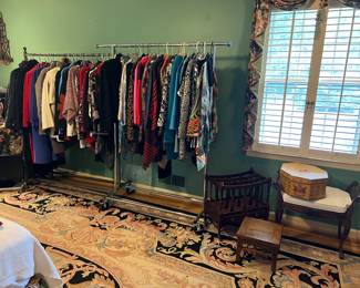 Ladies' clothing size M/L, stools, magazine rack