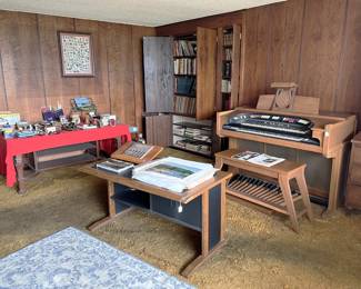 Several items are in this photo, but perhaps the most interesting is the two-manual Conn organ.