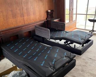Sit-n-Sleep twin-sized Moonlight Tilt Adjustable Base beds (that was a mouthful).  