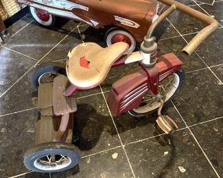 For a classic look, try this tricycle.