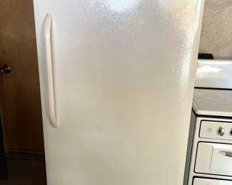 And this Frigidaire unit could be a freezer or could be a refrigerator.  Come see for yourself.