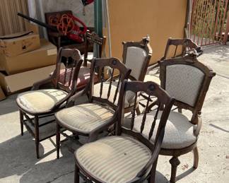 This mixture of six chairs could be good for your dining table.