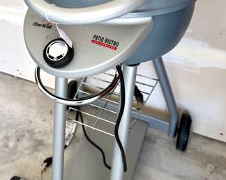 Portable electric grill