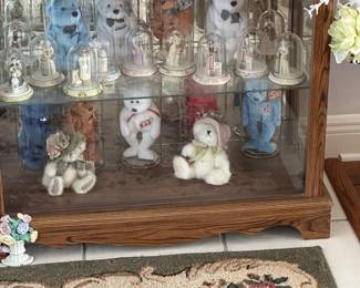 Collectible beanie babies