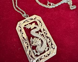 14 KT. GOLD DRAGON PENDANT W/ 14KT GOLD CHAIN 
