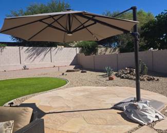 Cantilever Umbrella Pool Side Shade