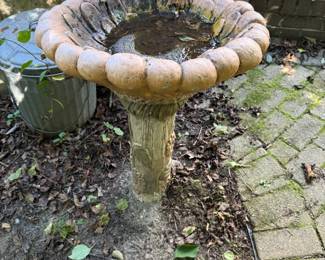 1960's Birdbath