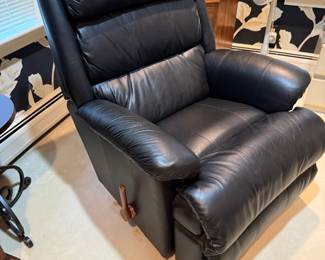La-z- Boy Black Leather Recliner