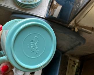 Oneida deluxe complete set NEW!