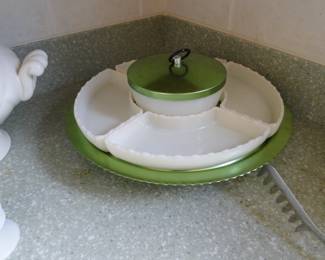 In MINT condition.  Condiment or relish tray.  Ultra rare 1950's Colorama Heller Deluxe