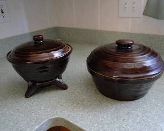 Beans crocks, tis a pair of bean crocks.  You could put pasta in them too, they don't care.