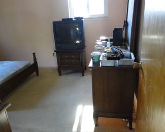 Bedroom set