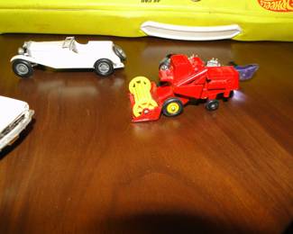 Various other Matchbox and Hot Wheel cars