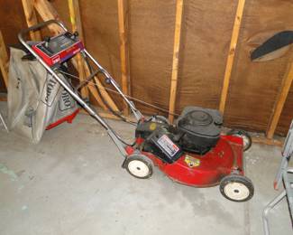 Toro recycler lawnmower, and yes it works