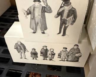 Department 56 Town crier and Chimney weep & Carolers