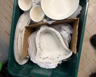 Pfaltzgraff Serving Pieces and more winterberry