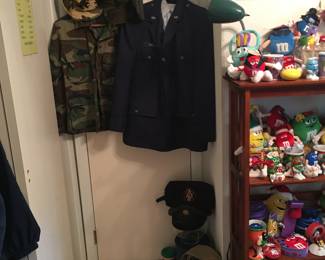 Military clothes/Uniforms 
M&M items