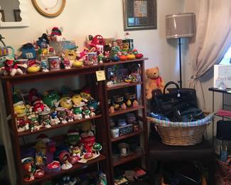 M&M items 
Candles
Floor lamp 
Baskets 