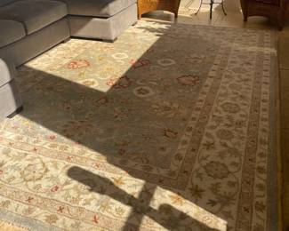 Floral Rug / 135" x 153" / Safavieh / $395