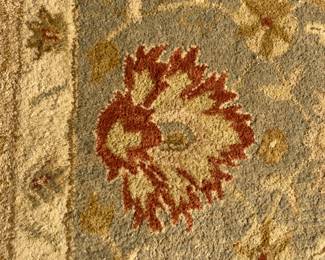 Floral Rug / 135" x 153" / Safavieh / $395
