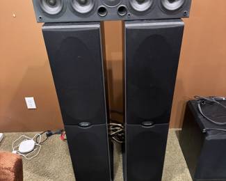 LOT Polk Audio $250 (3 Pieces)