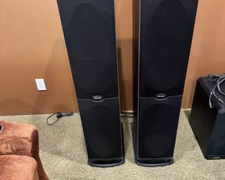 LOT Polk Audio $250 (3 Pieces)