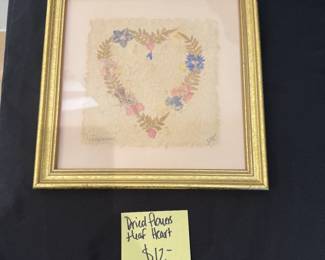 Dried Flowers Heart $12