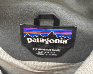 Patagonia rain coat $30
