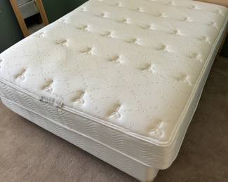 Queen Mattress $195