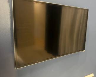 32 inch Vizio TV / $40