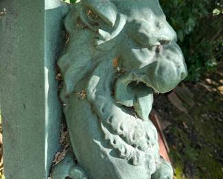 Lion garden statue