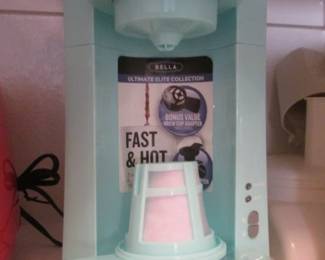 "Bella" Dual Brew Single-Serve Coffee Maker                           (K-Cup Pods & Ground)