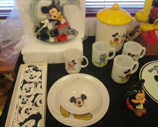  Vintage Mickey & Minnie Mouse Dishes & Decorative Items