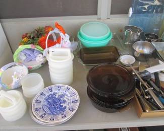 Bakeware, Cutlery, Tupperware, Casseroles