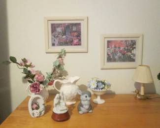 Assorted Decor Pieces